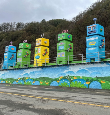 방호벽 구조물 5개를 로봇으로 디자인